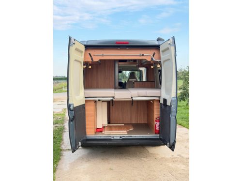 P&ouml;ssl Summit 640 AUTOMAAT / NIEUWE ALLSEASONS / CARPLAY / AUTOMATISCHE AIRCO / DUO CONTROL / 2x CAMPERACCU / LUIFEL foto: 5