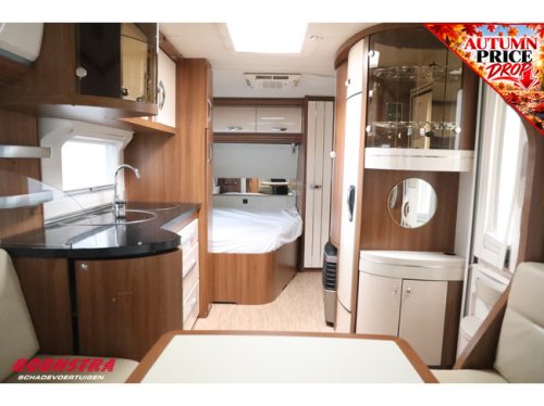 Hobby 540 UFE Premium roof air conditioning, U-shaped dinette, shower, French bed photo: 12