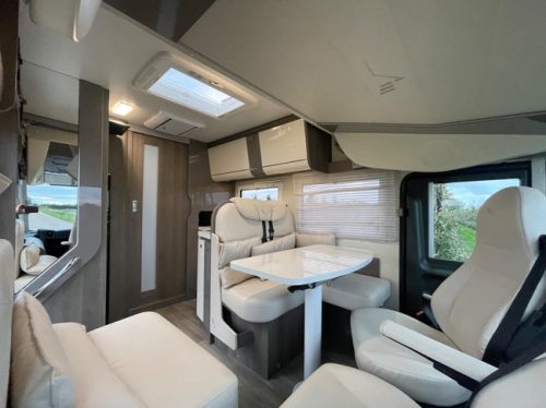 Mobilvetta K-SILVER I-59 Euro 6 Queensbed + Pop-top roof, Air conditioning, TV, Bike rack photo: 1