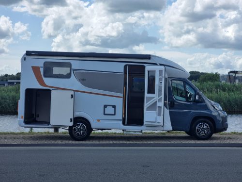 B&uuml;rstner Lyseo TD 690 G Harmony Line / Maxi  Foto: 2