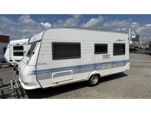 Hobby De luxe Easy 460 UFE franz&ouml;sisches Bett Rundsitzgruppe Toilette Foto: 15