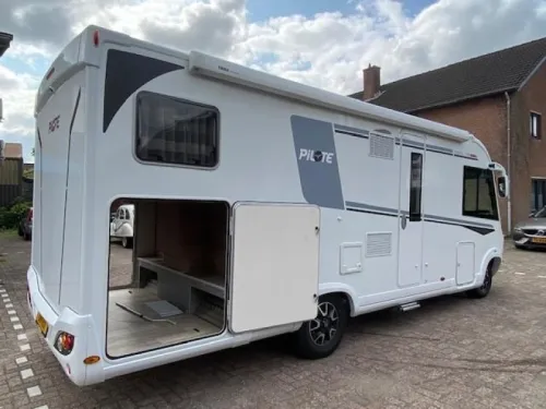 Pilote Essentiel G 740 Single beds + pop-top roof photo: 4