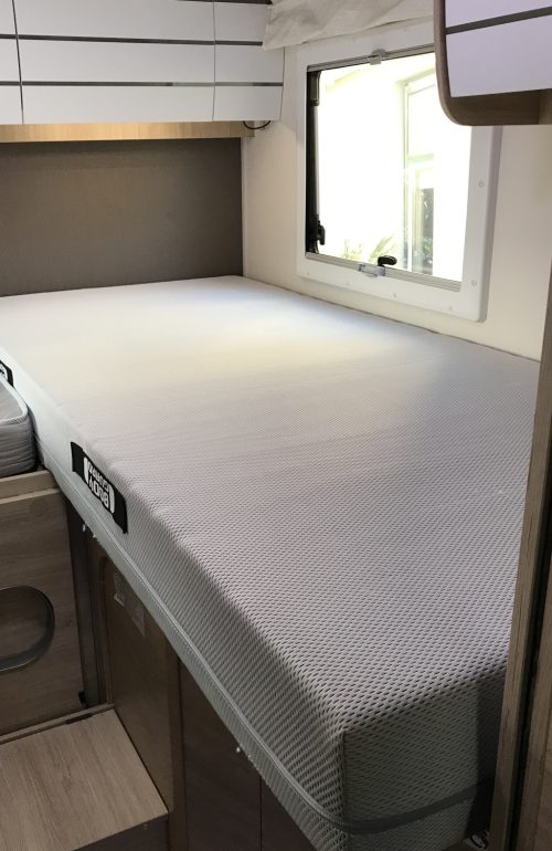Challenger # 9T Automatic # Single beds # photo: 25