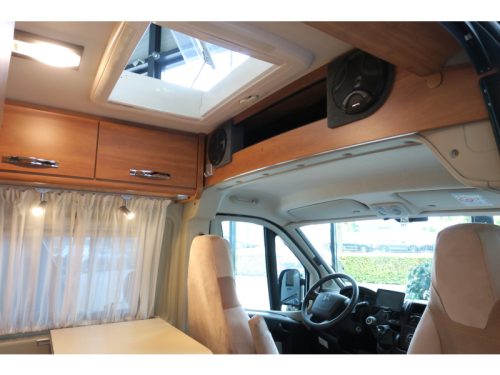 P&ouml;ssl Globecar 640 CAMP EINZELBETT+AHK+BLACK ED  Foto: 19