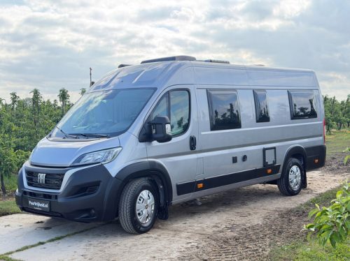 P&ouml;ssl Roadcruiser 2 JAAR GARANTIE / 9-Traps Automaat 2024 Solar / AllSeasons / Navi / Wegdraaibare fietsendrager foto: 3