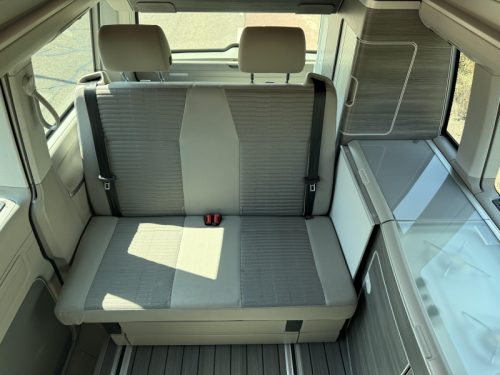 Volkswagen T6 California Ocean 2017 4-Motion 107,000KM photo: 4