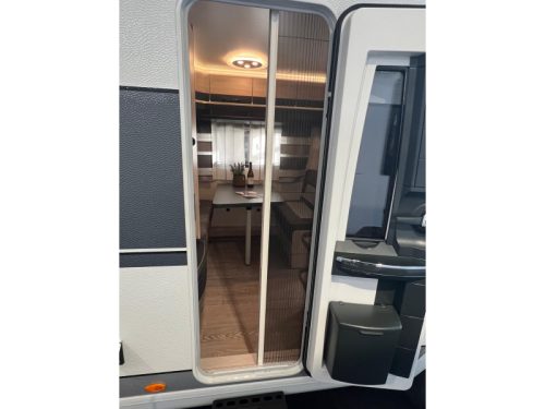 Hobby De Luxe Edition Silver 440 SF Mover, Bicycle rack, Awning  photo: 10
