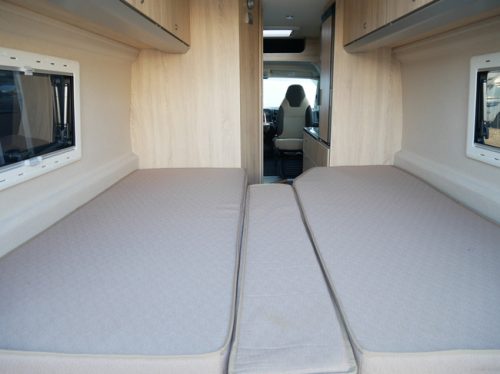 Camping-car Clever 6.40 Mtr, Ch&acirc;ssis Maxi, Lits Jumeaux Bas !! photo : 19