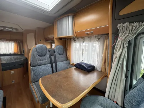 Chausson Alegro 67 Mit franz&ouml;sischem Bett und Tempomat Foto: 6