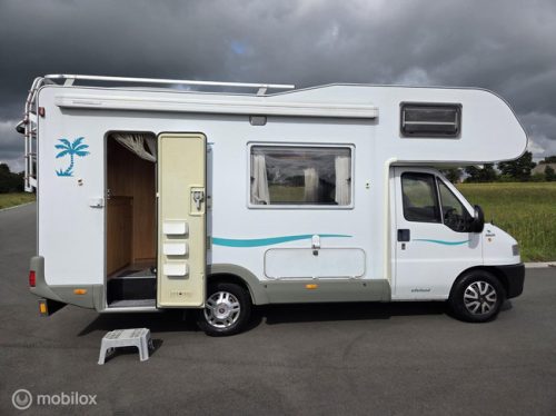 Knaus Eifelland 610 2.8TD 123 HP-Starter motorhome-Towbar photo: 2