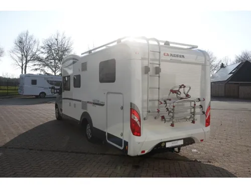Adria Matrix Supreme 687 SL  photo: 3