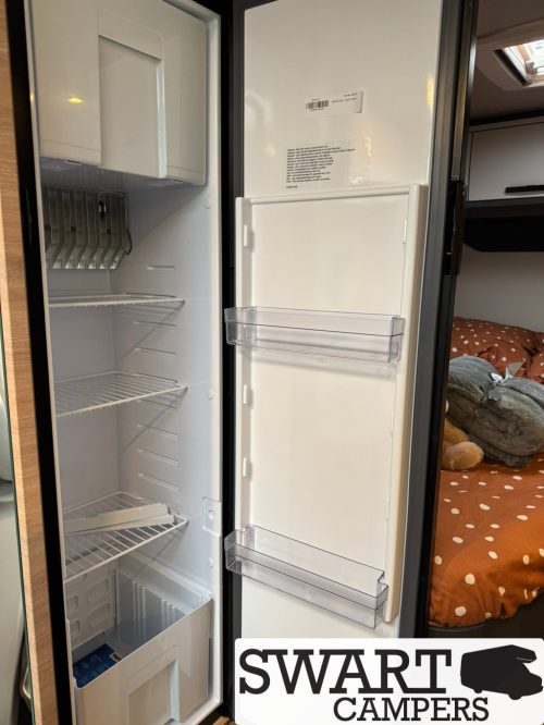 Knaus L!VE TI 650 MF Platinum Selection, French bed Automatic photo: 14