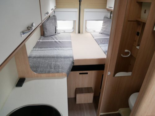 Roadcar (P&ouml;ssl) R640, 6.40 Meter Camper Van, Single Beds photo: 17