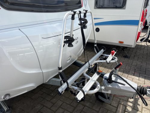 B&uuml;rstner Premio Life 480 TL Mover/Auvent/Porte-v&eacute;los photo : 8