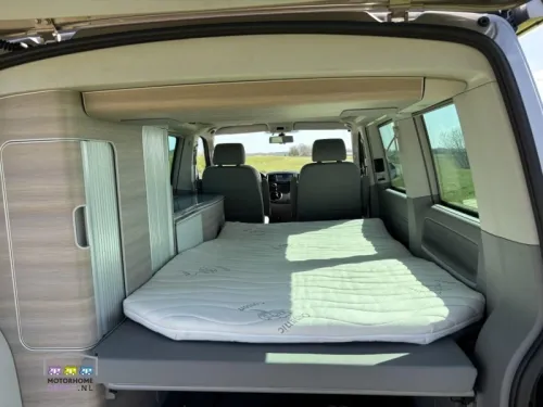 Volkswagen California T5 photo: 8