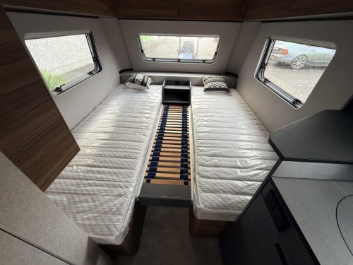 Eriba Feeling 470 Single beds  photo: 8