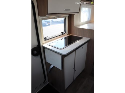 Carado V347 Pro+ Fiat 140hp Automatic | New model! | High payload | Awning | Compact design | Single beds | Vario bathroom photo: 11