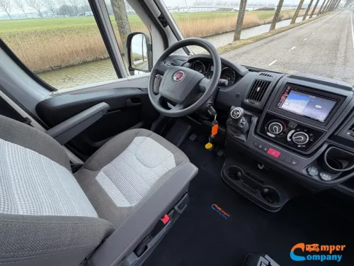 Adria Twin Supreme 640 SLB Single beds  photo: 8