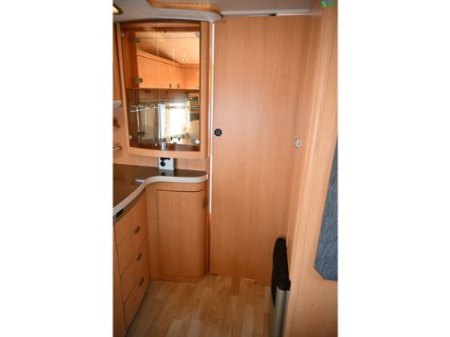 Hobby De Luxe 460UFe photo: 18