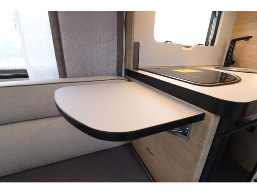 Weinsberg CaraOne Edition HOT 450 FU MODEL 2026 French bed 927  photo: 14