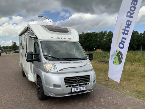 Laika Exclusive Ecovip AUTOMATIC, 2.3 Multijet 150 HP, Semi-integrated, Queen-bed, Half-dinette, Swivel seats Motorhome center on the road photo: 0