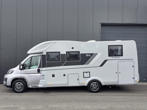 Adria Coral 670 DL 60 Years  photo: 5