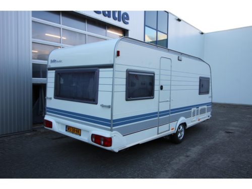 Hobby Excellent 495 UB Mover, Thule awning, Battery photo: 2