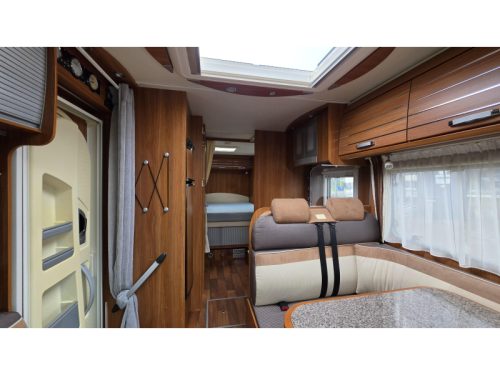 Dethleffs Globetrotter Esprit 7010 Queensbett - Foto: 9