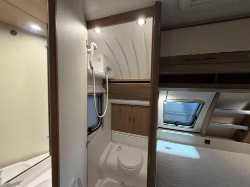 Hobby De Luxe 460 UFE Rangierhilfe / Kassettenmarkise  foto: 20