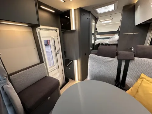 Laika Kosmo 319 L Single beds Automatic  photo: 5