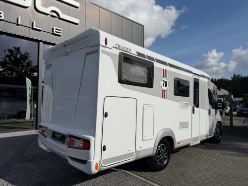 LMC Cruiser V646 photo: 7