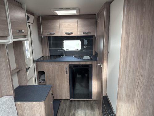 Sprite Mondial 370 EK Thule Kassettenmarkise Foto: 4