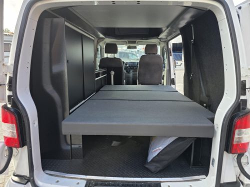 Volkswagen T5 2 TDI 4 berth Pop-top roof 2014 photo: 11