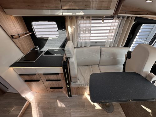 Bavaria I 720 Queensbed 140PK Roof air conditioning photo: 7