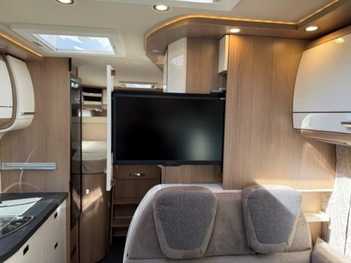 Carthago C-Tourer I 143 LE, zonder hefbed! foto: 3