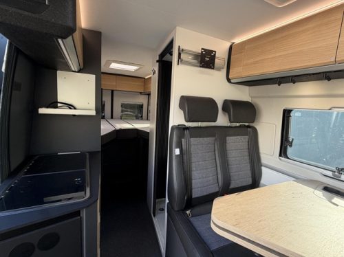Adria 640 SLB 60 Years 8T-Automaat Einzelbetten Markise Luxuskabine Foto: 10