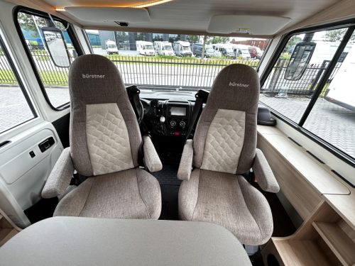B&uuml;rstner Lyseo Time I 690 G Single beds/Automatic! photo: 15