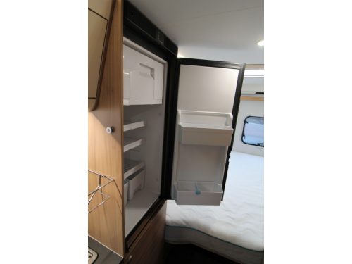 Adria Sun Living 65 SL Single beds - 160HP AUTO photo: 25