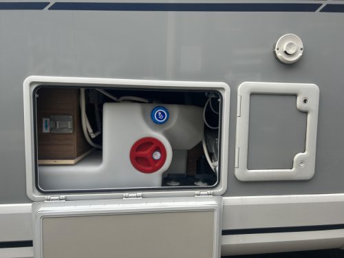 Knaus Van TI 640 MEG Autom. 180CV, Suspensi&oacute;n neum&aacute;tica foto: 18