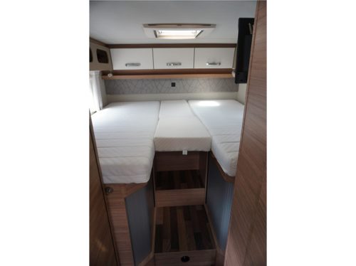 Weinsberg Caracompact 640MEG 170pk Automaat + Airco/ Levelsysteem/ Lithium/ Zonnepanelen/ Garantie! Foto: 8