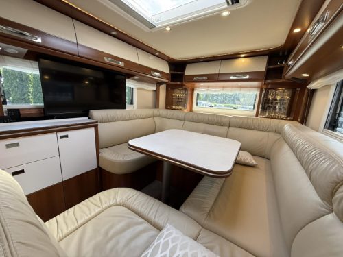 Carthago Liner For Two 53 L U-shaped dinette - Full accessories photo: 1