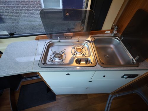 Globecar Campscout roof air conditioning | Van conversion bike rack photo: 6