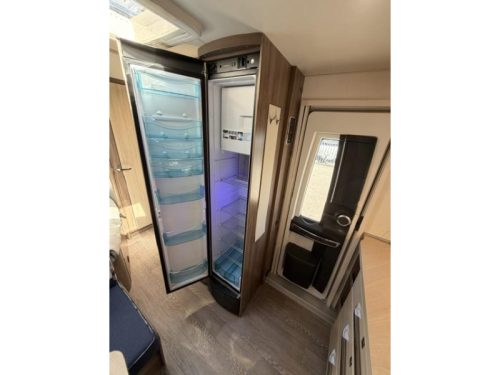 Hobby De Luxe 400 SFE Incl. Awning and Awning photo: 22