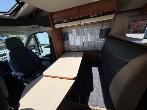 Weinsberg CaraLoft 600 MG Pop-top roof bed/2015/5.99M/Euro-5! photo: 8