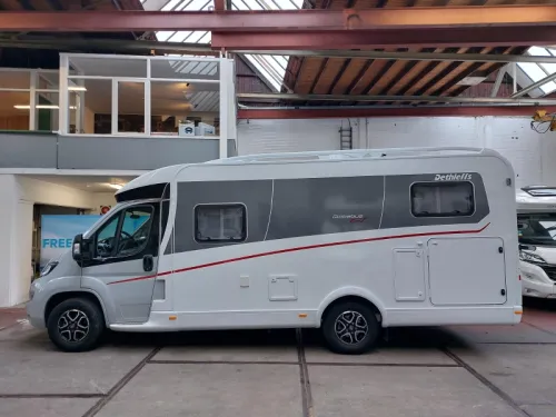 Dethleffs Globebus T 6 GT Automatik/L&auml;ngsbetten/TV Foto: 15