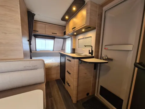Weinsberg CaraOne Edition HOT 390 QD 2027 Foto: 11