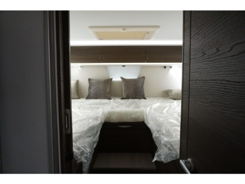 Adria Coral MB Supreme 670 DL foto: 17