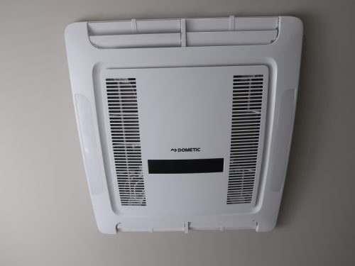 Knaus L!ve I 650 MEG AUTOMATIC 160 HP AIR CONDITIONING photo: 13