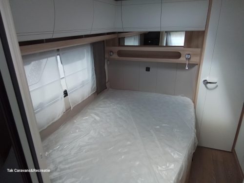 Hobby De Luxe 495 WFB mit separater Dusche und WC Foto: 7