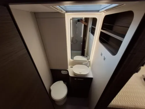 Adria Matrix Supreme 670 SL Alde, oven leather acc, aut photo: 19